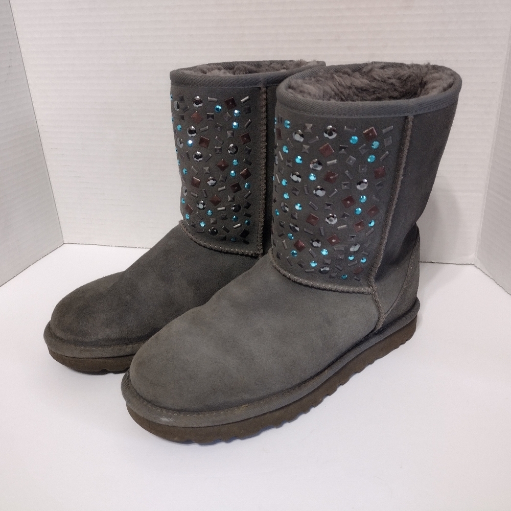 Uggs Stud II Short Boots Women 6 Gray